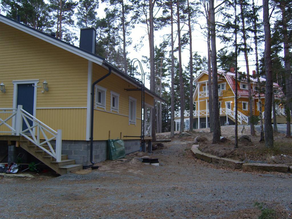 Villa Harald - Beachfront Hitis Chambre photo